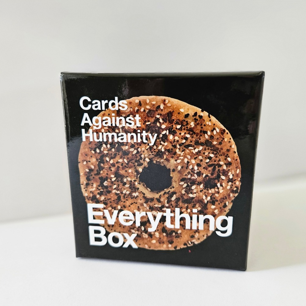 Cards Against Humanity EVERYTHING BOX 300 Card Expansion Pack Game - EXCELLENT‎